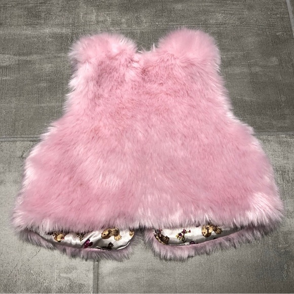 H&M Fuzzy Vest - Picture 2 of 5